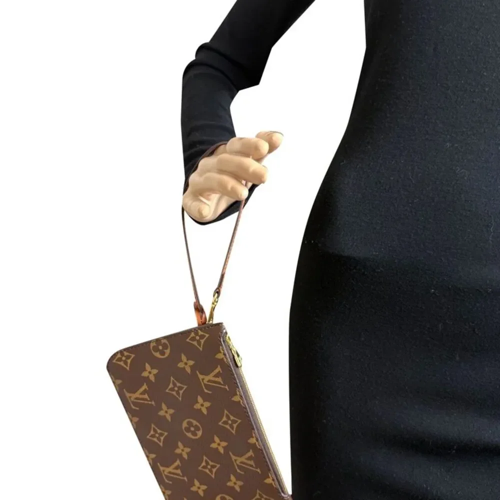 Louis Vuitton delivery duty